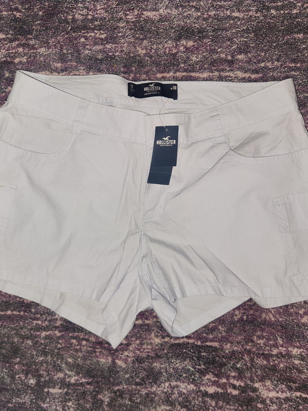 Hollister Women’s Light Blue Stretch Mid-Rise Shorts